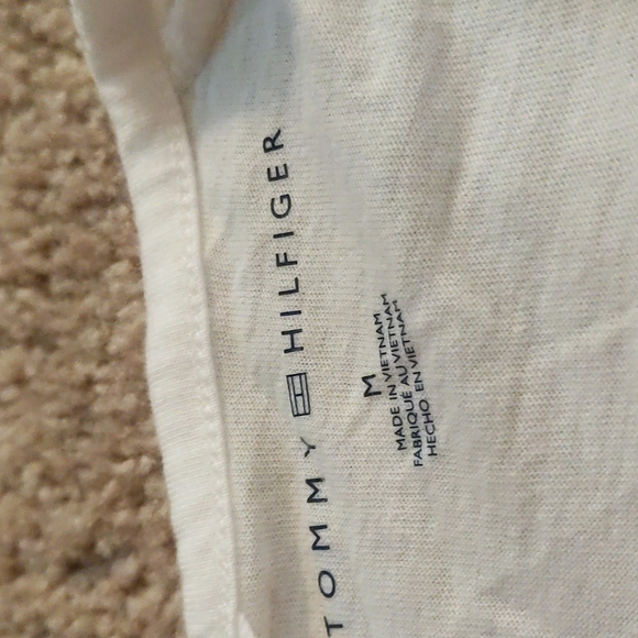 Open back Tommy Hilfiger Tee - Picture 13 of 17